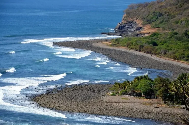 Las 7 Mejores Playas de El Salvador